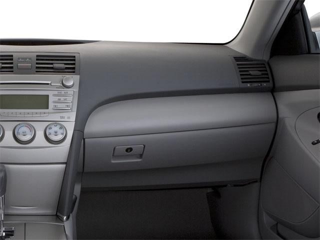 2011 Toyota Camry 4dr Sdn I4 Auto LE (Natl)