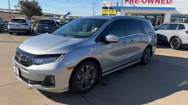 2025 Honda Odyssey Touring Auto