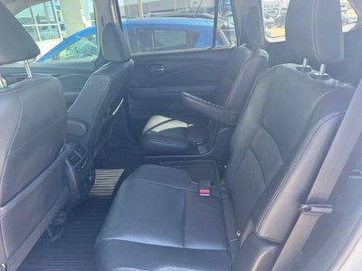 2022 Honda Pilot Touring 7-Passenger 2WD
