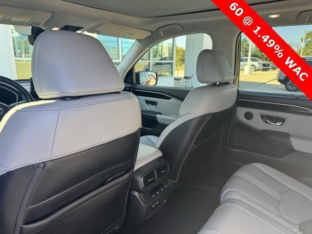 2023 Honda Pilot Touring AWD