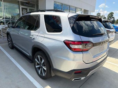 2025 Honda Pilot Touring AWD