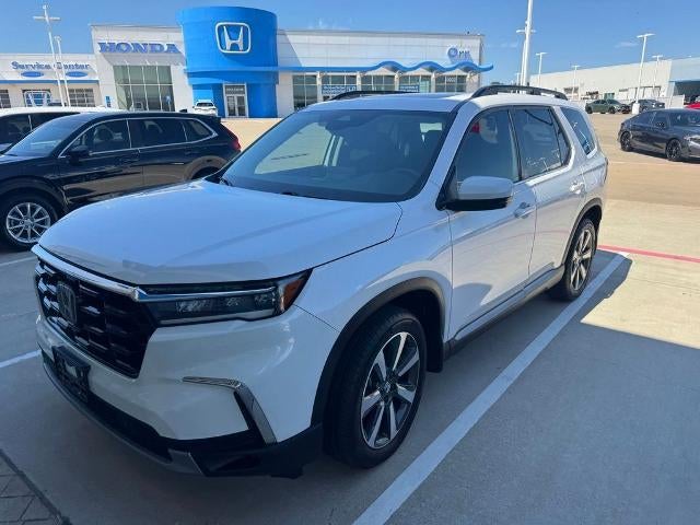 2024 Honda Pilot Touring 2WD