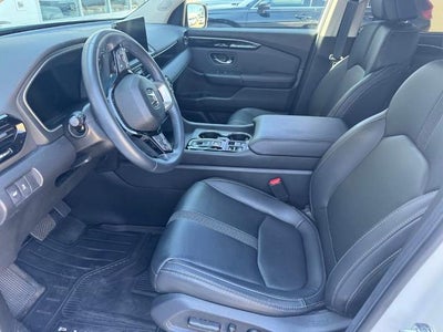 2024 Honda Pilot Touring 2WD