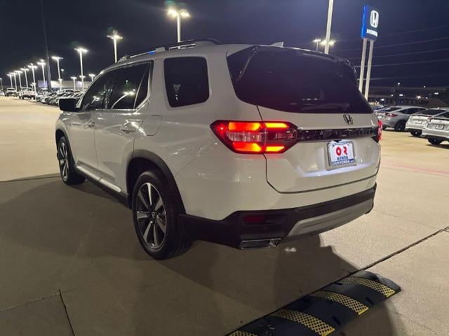 2024 Honda Pilot Touring 2WD