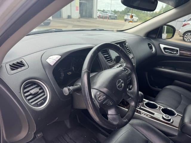 2014 Nissan Pathfinder 4WD 4dr SL