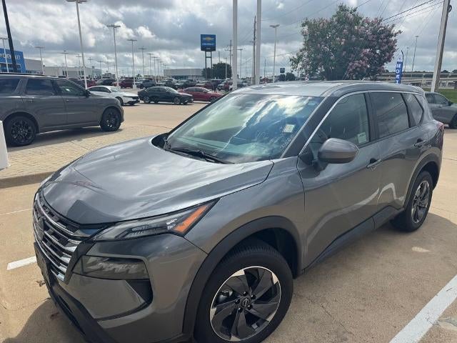 2025 Nissan Rogue FWD SV