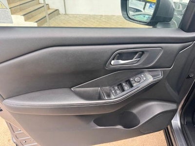 2025 Nissan Rogue FWD SV