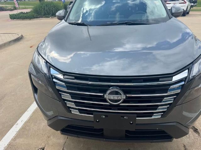 2025 Nissan Rogue FWD SV