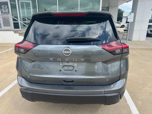 2025 Nissan Rogue FWD SV