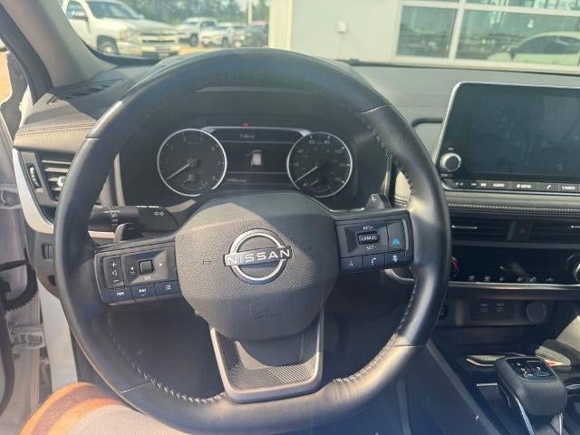 2025 Nissan Rogue AWD SV
