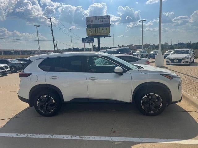 2025 Nissan Rogue AWD SV