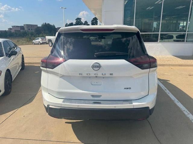 2025 Nissan Rogue AWD SV