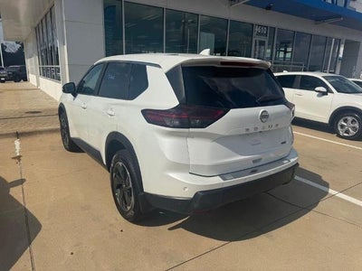 2025 Nissan Rogue AWD SV