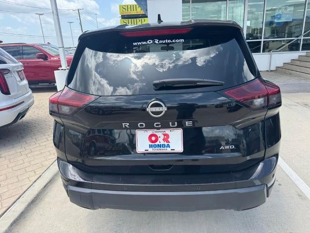 2025 Nissan Rogue AWD SV