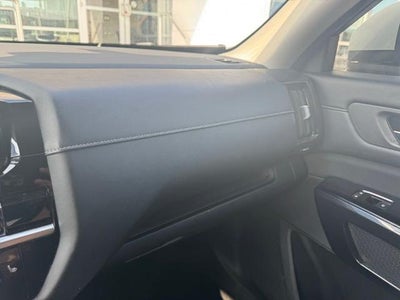 2022 Nissan Pathfinder SV 2WD