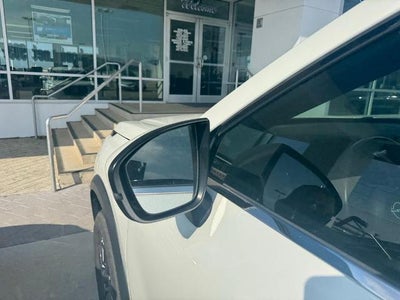 2022 Nissan Pathfinder SV 2WD