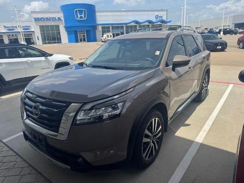 2024 Nissan Pathfinder Platinum 2WD