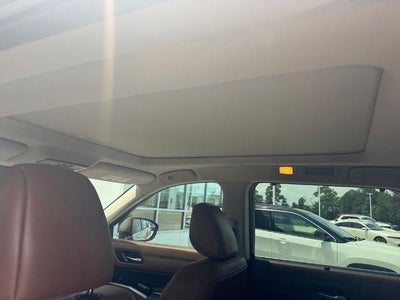 2024 Nissan Pathfinder Platinum 2WD