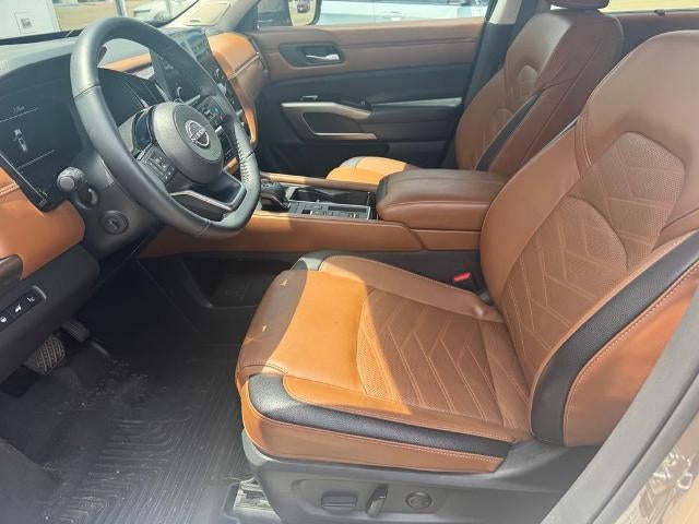 2024 Nissan Pathfinder Platinum 2WD