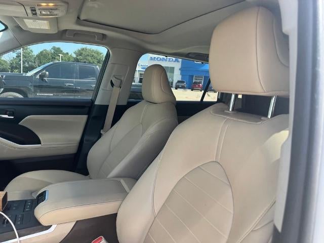 2021 Toyota Highlander XLE AWD (Natl)