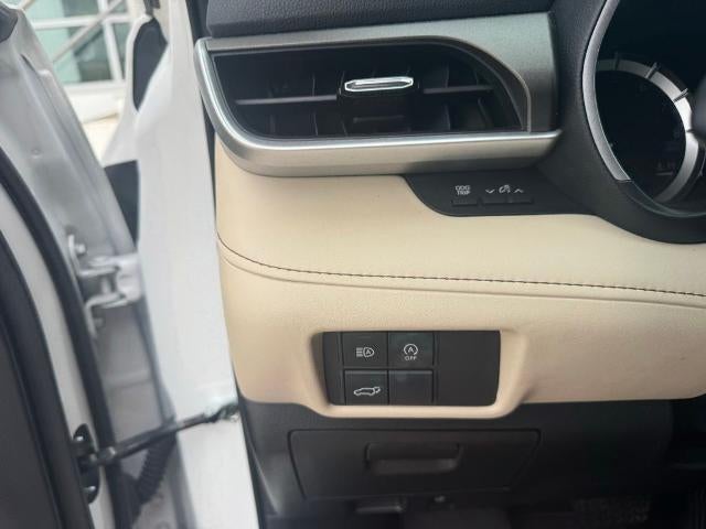 2023 Toyota Highlander XLE FWD (Natl)
