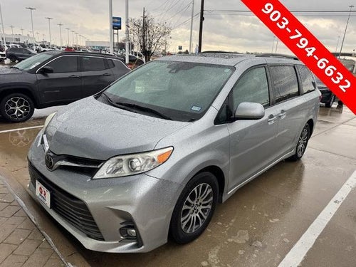 2020 Toyota Sienna XLE FWD 8-Passenger (Natl)