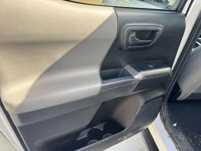 2021 Toyota Tacoma 2WD 2WD SR Double Cab 5' Bed I4 AT (GS)