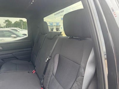 2026 Toyota Tundra 4WD 4WD SR5 CrewMax 5.5' Bed (SE)
