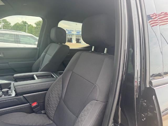 2026 Toyota Tundra 4WD 4WD SR5 CrewMax 5.5' Bed (SE)