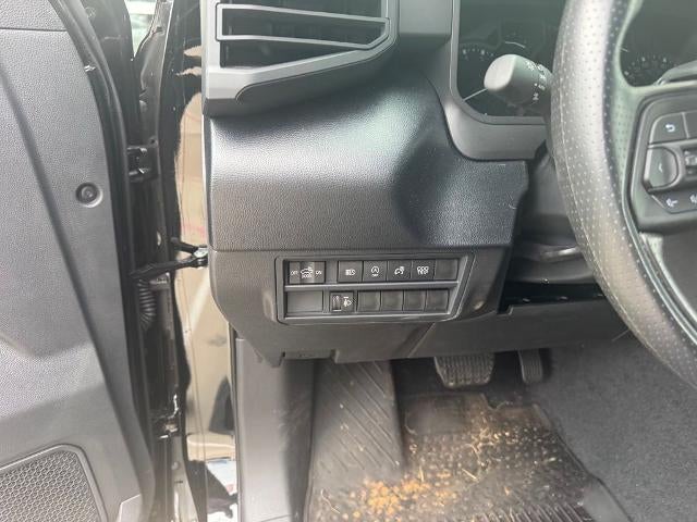 2026 Toyota Tundra 4WD 4WD SR5 CrewMax 5.5' Bed (SE)