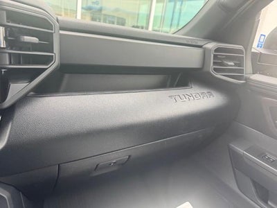2026 Toyota Tundra 4WD 4WD SR5 CrewMax 5.5' Bed (SE)
