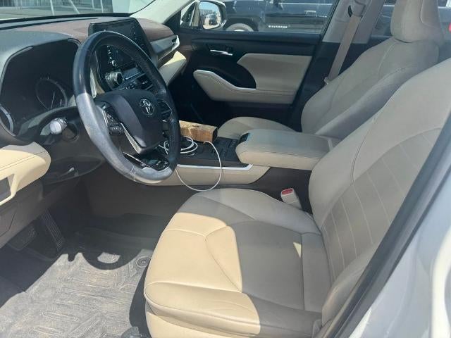 2023 BMW X7 xDrive40i Sports Activity Vehicle