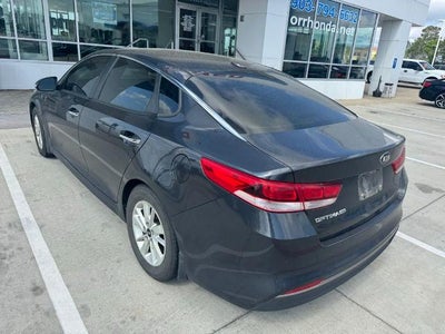 2017 Kia Optima LX Auto