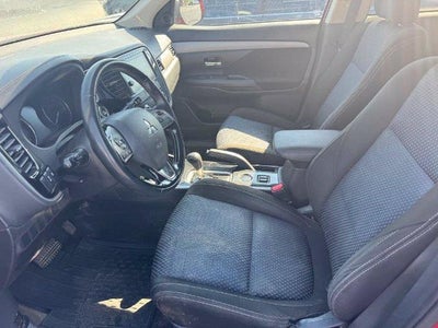 2018 Mitsubishi Outlander SE FWD