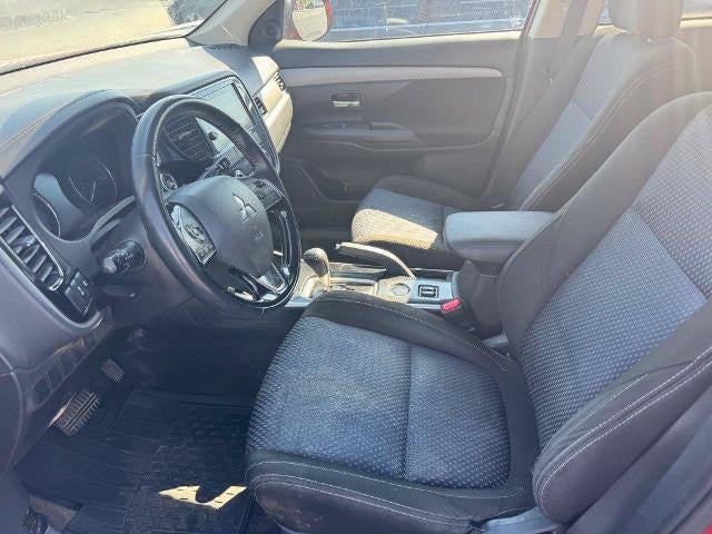 2018 Mitsubishi Outlander SE FWD