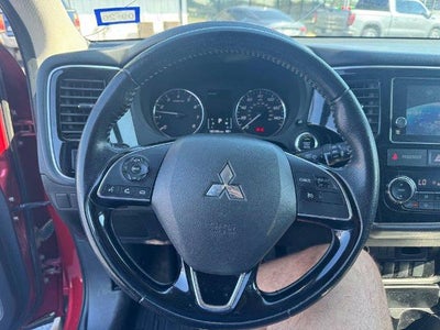2018 Mitsubishi Outlander SE FWD