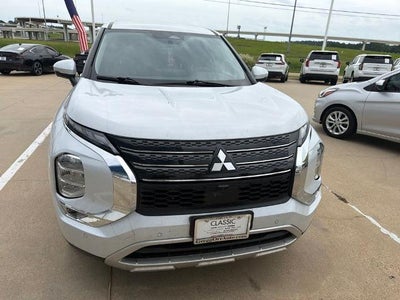2024 Mitsubishi Outlander SE FWD