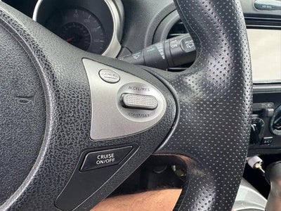 2011 Nissan JUKE 5dr Wgn I4 CVT S FWD