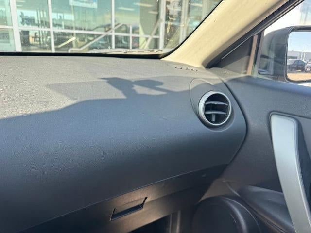 2011 Nissan Rogue AWD 4dr SV