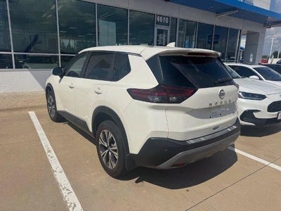 2022 Nissan Rogue FWD SV
