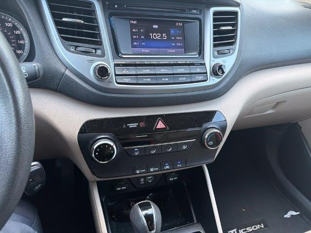 2016 Hyundai TUCSON FWD 4dr SE w/Beige Int