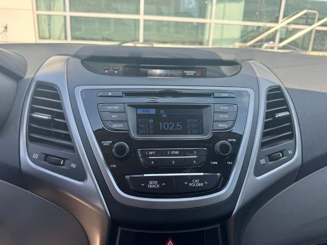 2016 Hyundai ELANTRA 4dr Sdn Auto SE