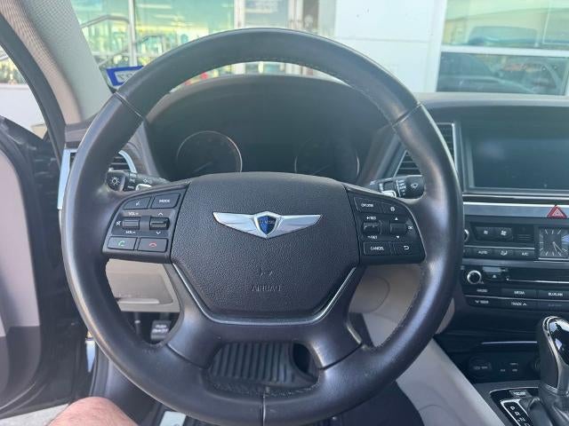 2015 Hyundai GENESIS 4dr Sdn V6 3.8L RWD