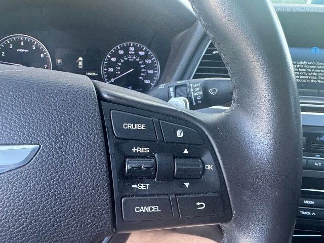 2015 Hyundai GENESIS 4dr Sdn V6 3.8L RWD
