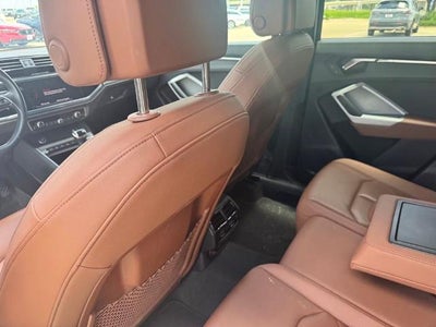 2024 Audi Q3 S line Premium 45 TFSI quattro