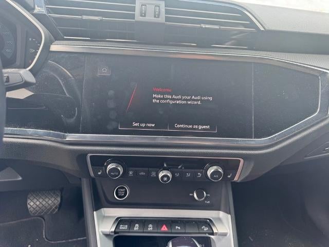 2024 Audi Q3 S line Premium 45 TFSI quattro