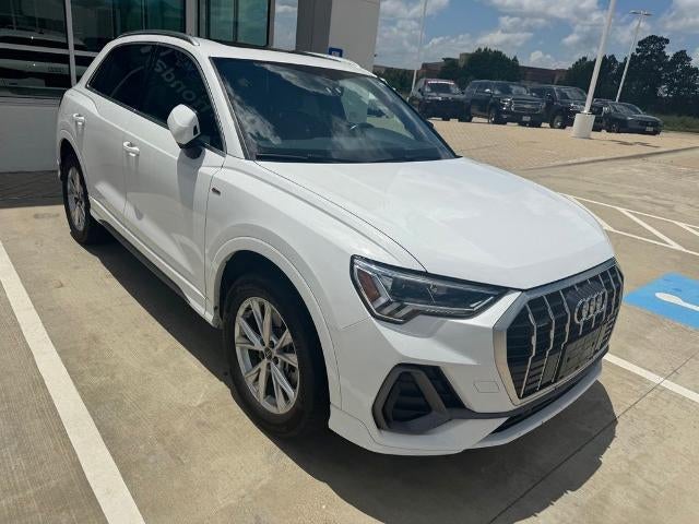 2024 Audi Q3 S line Premium 45 TFSI quattro