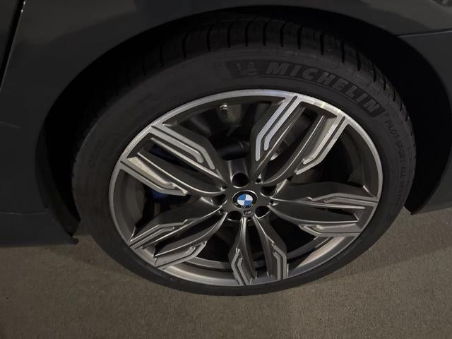 2022 BMW M760i xDrive Sedan