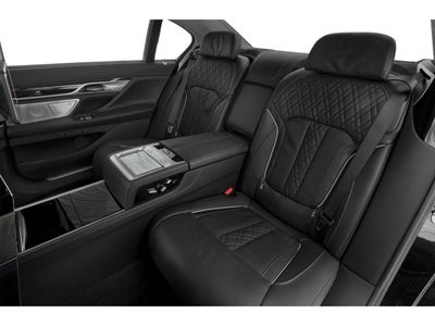 2022 BMW M760i xDrive Sedan