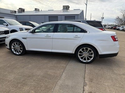 2017 Ford Taurus Limited FWD